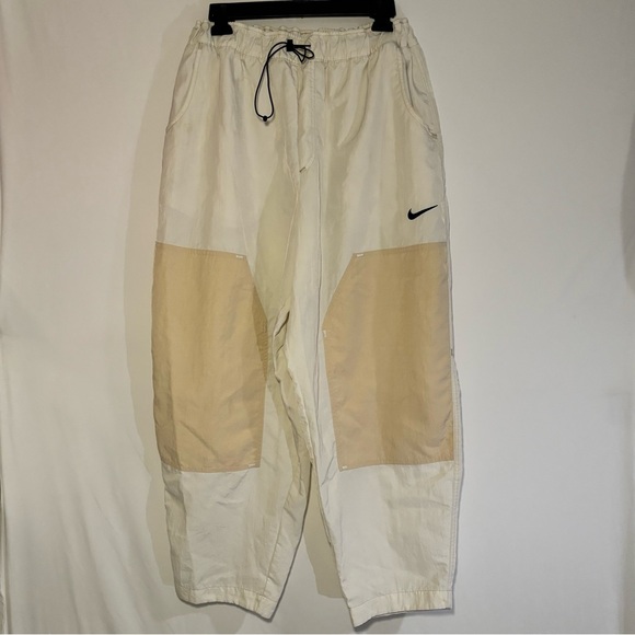 Nike Pants - NIKE PARACHUTE PANTS